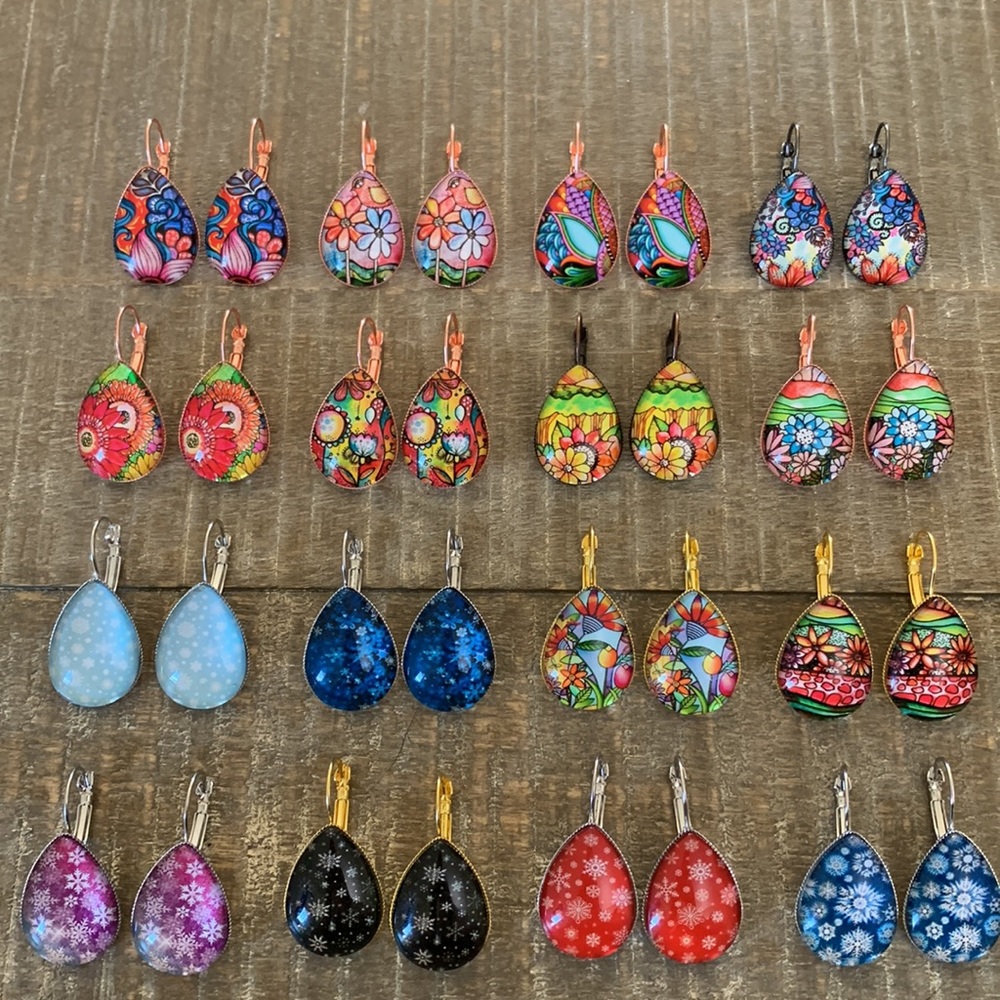 Red Flowers Teardrop Earrings - Picture 4 of 4